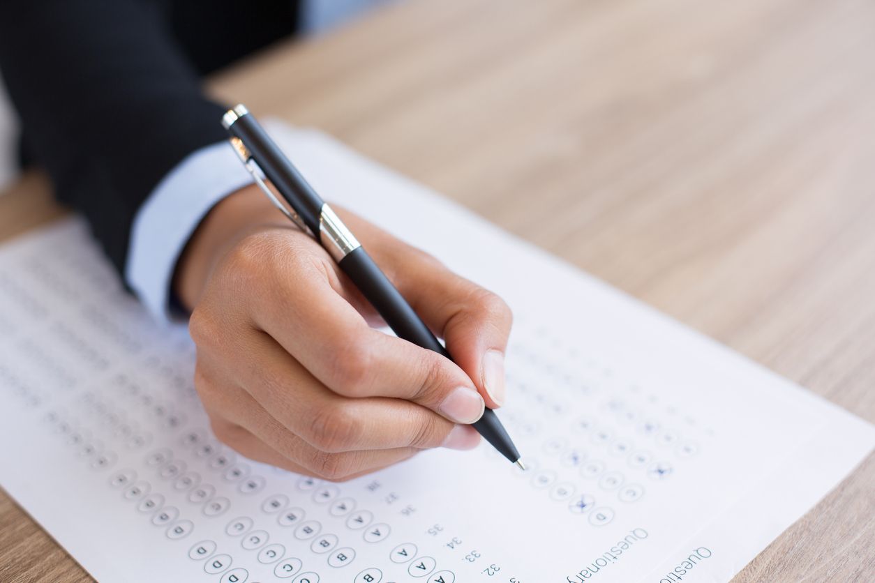 Testing, retesting and selecting the right job applicant